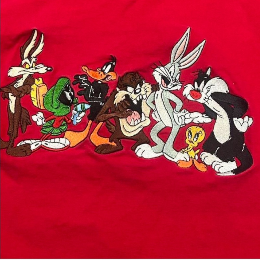 Vintage Warner Bros Studio Store Looney Tunes Embroidered Red Tee Shirt XL